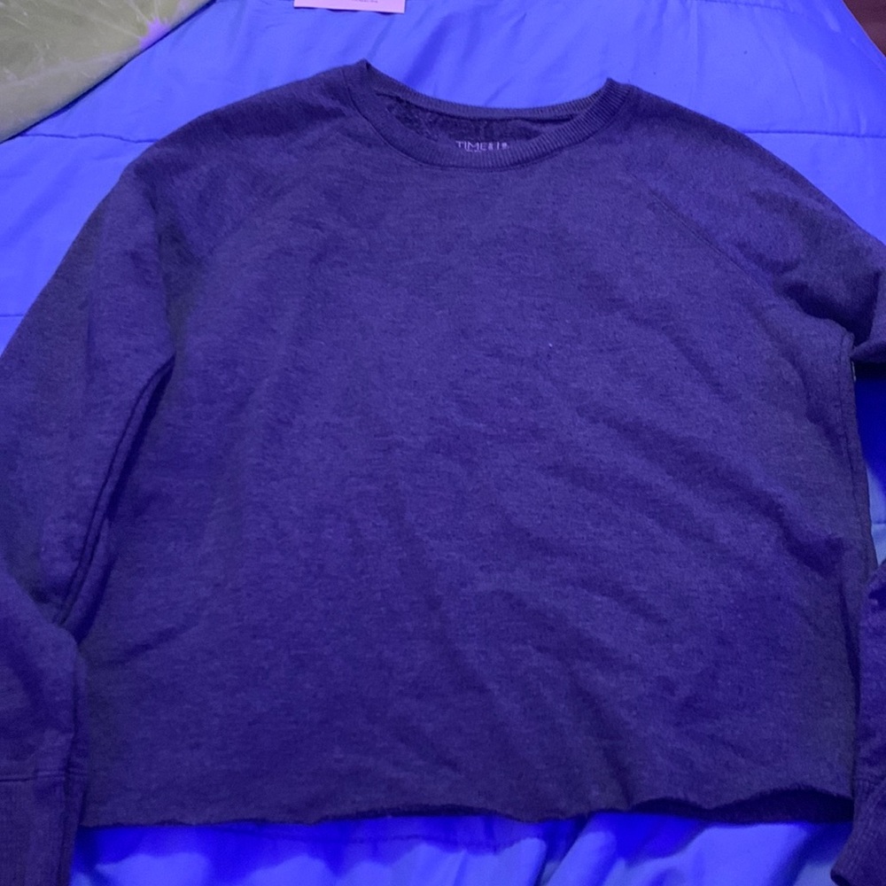 Long sleeve shirt size small color grey